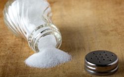 ridurre il sale nella dieta